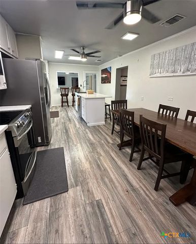 509 Reiley Road, Seguin, TX 78155
