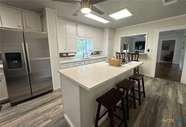 509 Reiley Road, Seguin, TX 78155