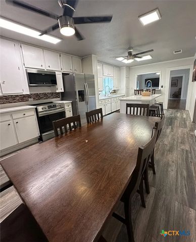 509 Reiley Road, Seguin, TX 78155