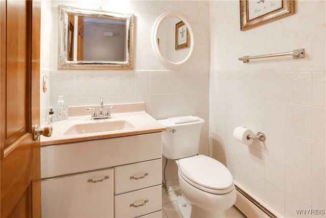 26 Carriage Hill East East, Amherst, NY 14221