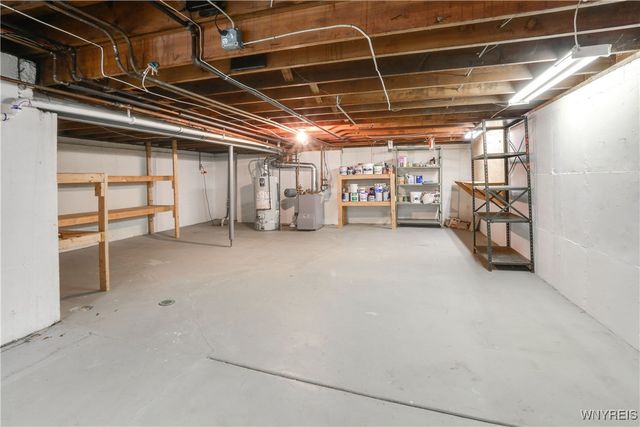 26 Carriage Hill East East, Amherst, NY 14221