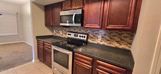 8226 GREEN PARROT Road 206, Jacksonville, FL 32256