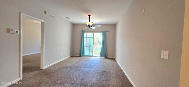 8226 GREEN PARROT Road 206, Jacksonville, FL 32256