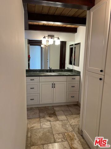29239 Heathercliff Road 3, Malibu, CA 90265