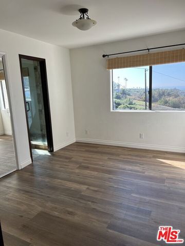 29239 Heathercliff Road 3, Malibu, CA 90265