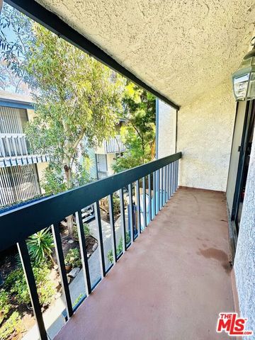 29239 Heathercliff Road 3, Malibu, CA 90265