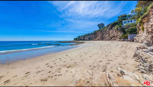 29239 Heathercliff Road 3, Malibu, CA 90265