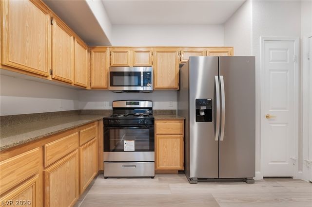 9975 Peace Way 2088, Las Vegas, NV 89147