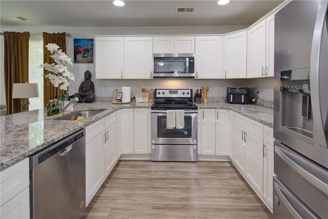 2445 Fleetwood Drive, Cumming, GA 30041