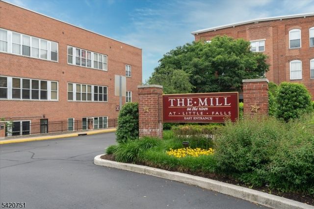 240 Main St Unit 105 105, Little Falls Twp., NJ 07424