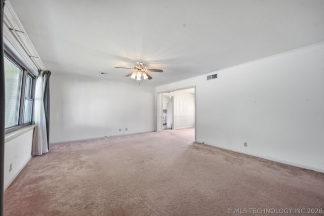 5769 E 29th Street, Tulsa, OK 74114