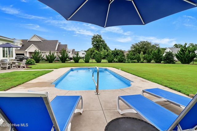 107 Crystal Moon Way, Hampstead, NC 28443