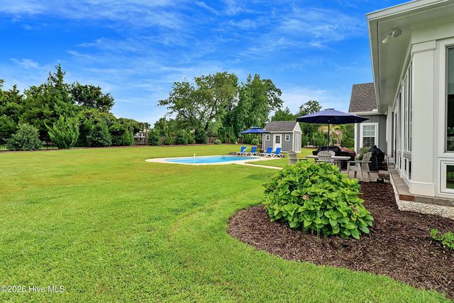 107 Crystal Moon Way, Hampstead, NC 28443