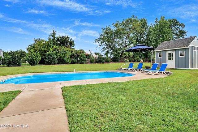 107 Crystal Moon Way, Hampstead, NC 28443