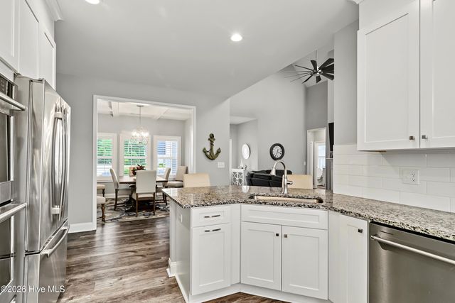 107 Crystal Moon Way, Hampstead, NC 28443