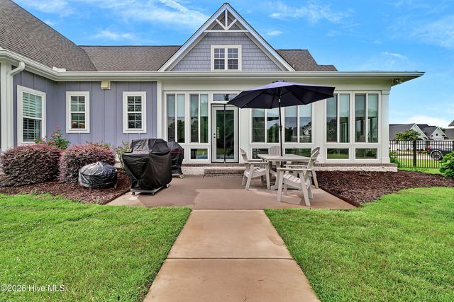 107 Crystal Moon Way, Hampstead, NC 28443