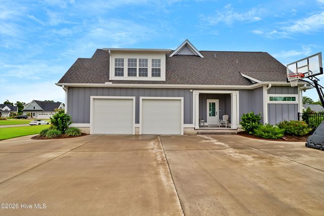 107 Crystal Moon Way, Hampstead, NC 28443