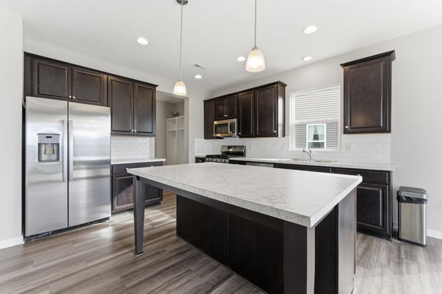 1441 Aerotrain Court S, Plain City, OH 43064