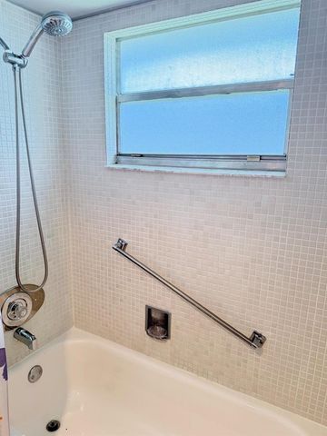 276 Saxony F, Delray Beach, FL 33446
