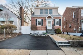 112 Hart Avenue, Yonkers, NY 10704