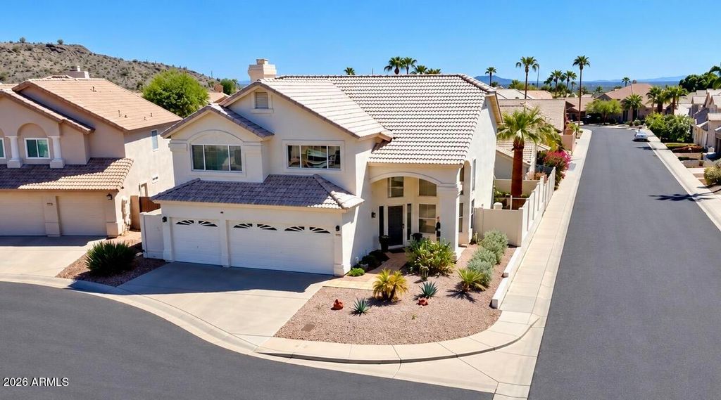 1327 E HIDDENVIEW Drive, Phoenix, AZ 85048 — photo 3