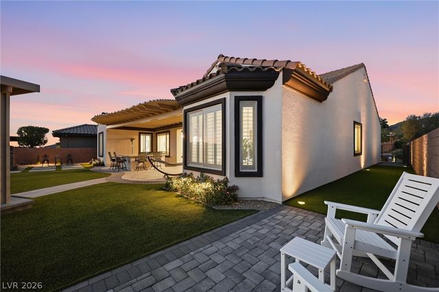 2913 Grande Arch Street, Henderson, NV 89044