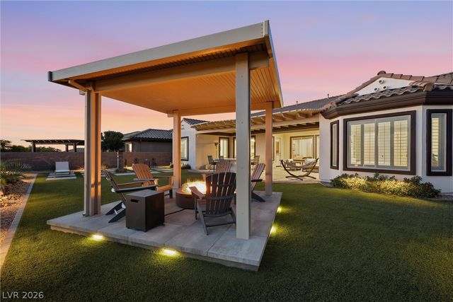 2913 Grande Arch Street, Henderson, NV 89044