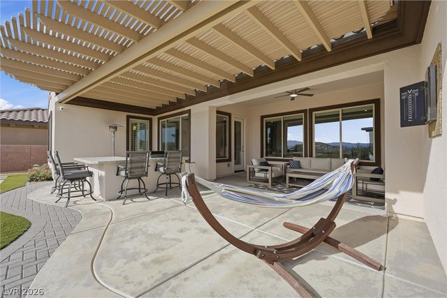 2913 Grande Arch Street, Henderson, NV 89044