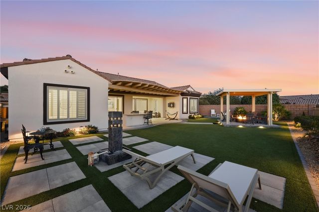 2913 Grande Arch Street, Henderson, NV 89044
