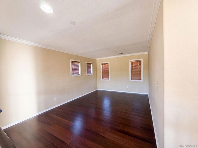 2954 Rangpur, Escondido, CA 92027