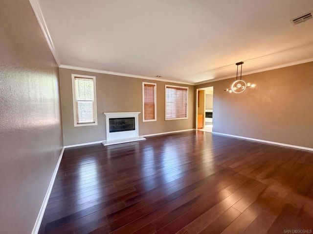 2954 Rangpur, Escondido, CA 92027
