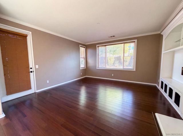2954 Rangpur, Escondido, CA 92027