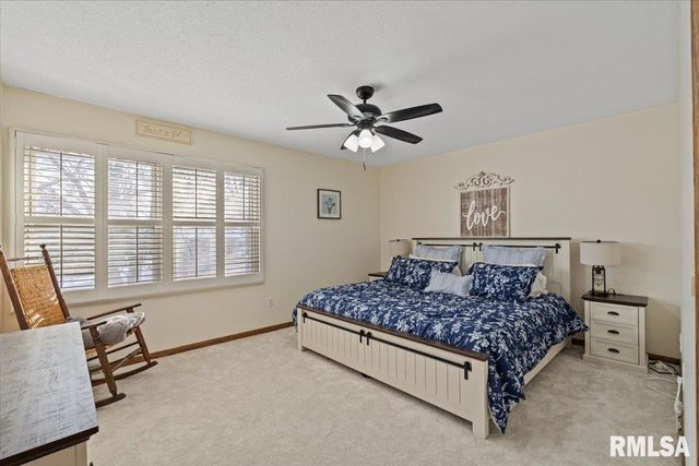 4334 Augusta Court, Bettendorf, IA 52722