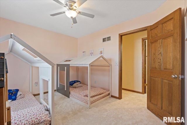 4334 Augusta Court, Bettendorf, IA 52722