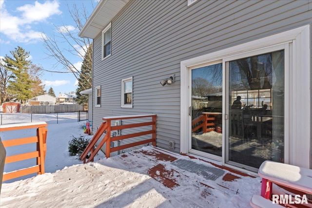 4334 Augusta Court, Bettendorf, IA 52722