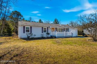 629 W Commodore Boulevard, Jackson, NJ 08527