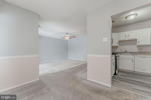 1602 MEADOWVIEW LN, Mont Clare, PA 19453