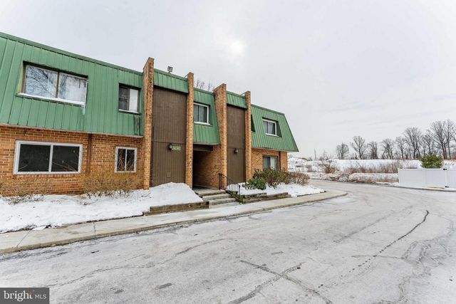 1602 MEADOWVIEW LN, Mont Clare, PA 19453