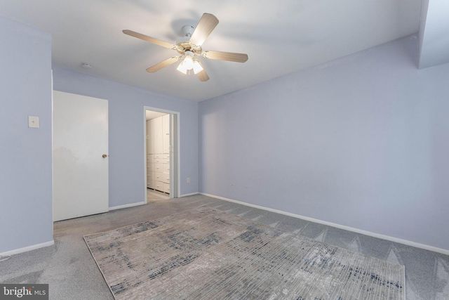 1602 MEADOWVIEW LN, Mont Clare, PA 19453