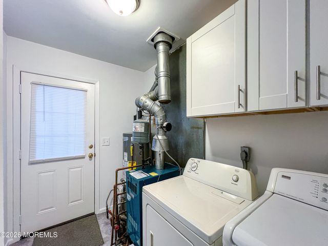 16 Catskill Court, Toms River, NJ 08753