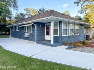 16 Catskill Court, Toms River, NJ 08753