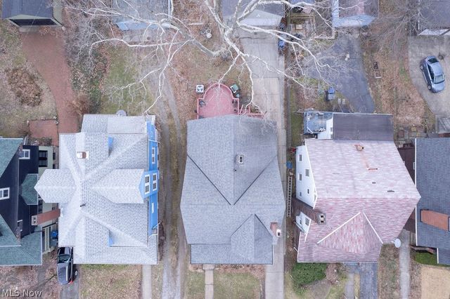 2190 Grandview Avenue, Cleveland Heights, OH 44106