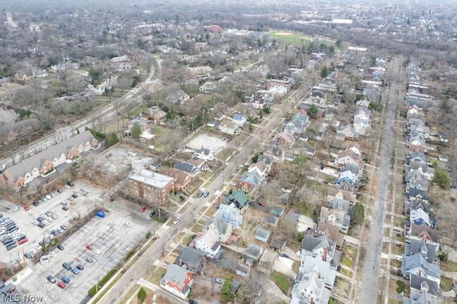 2190 Grandview Avenue, Cleveland Heights, OH 44106