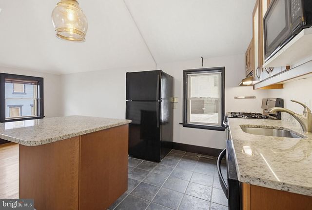 432 W MARION ST, Lancaster, PA 17603