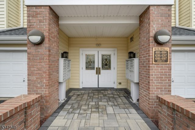 4307 Avery Ct, Franklin Twp., NJ 08873
