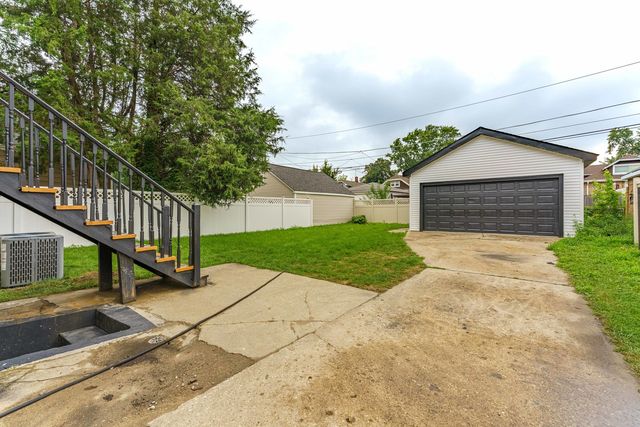 6429 28th Street, Berwyn, IL 60402