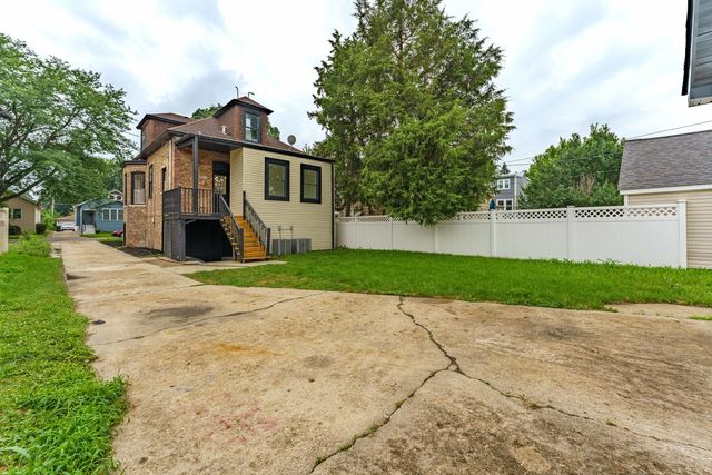 6429 28th Street, Berwyn, IL 60402