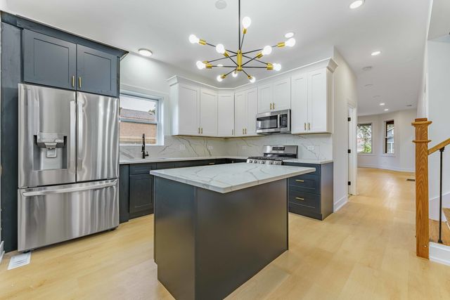 6429 28th Street, Berwyn, IL 60402