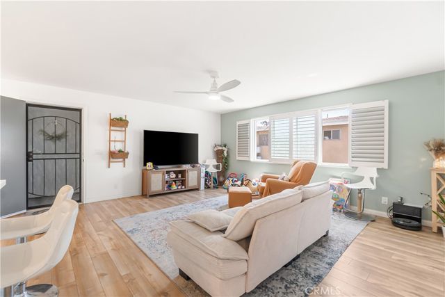 2890 E Artesia 60, Long Beach, CA 90805