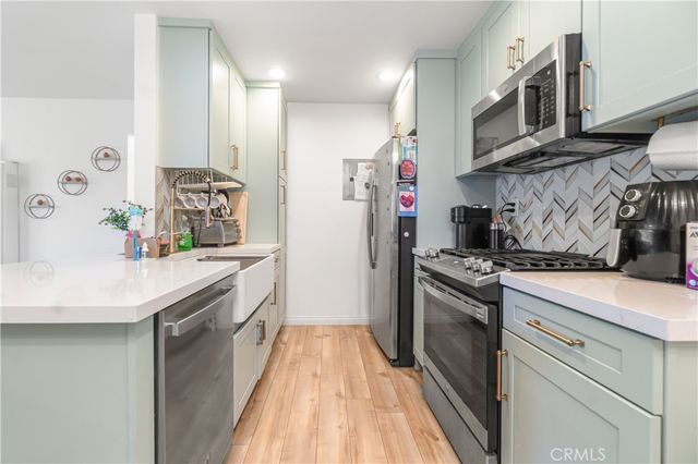 2890 E Artesia 60, Long Beach, CA 90805